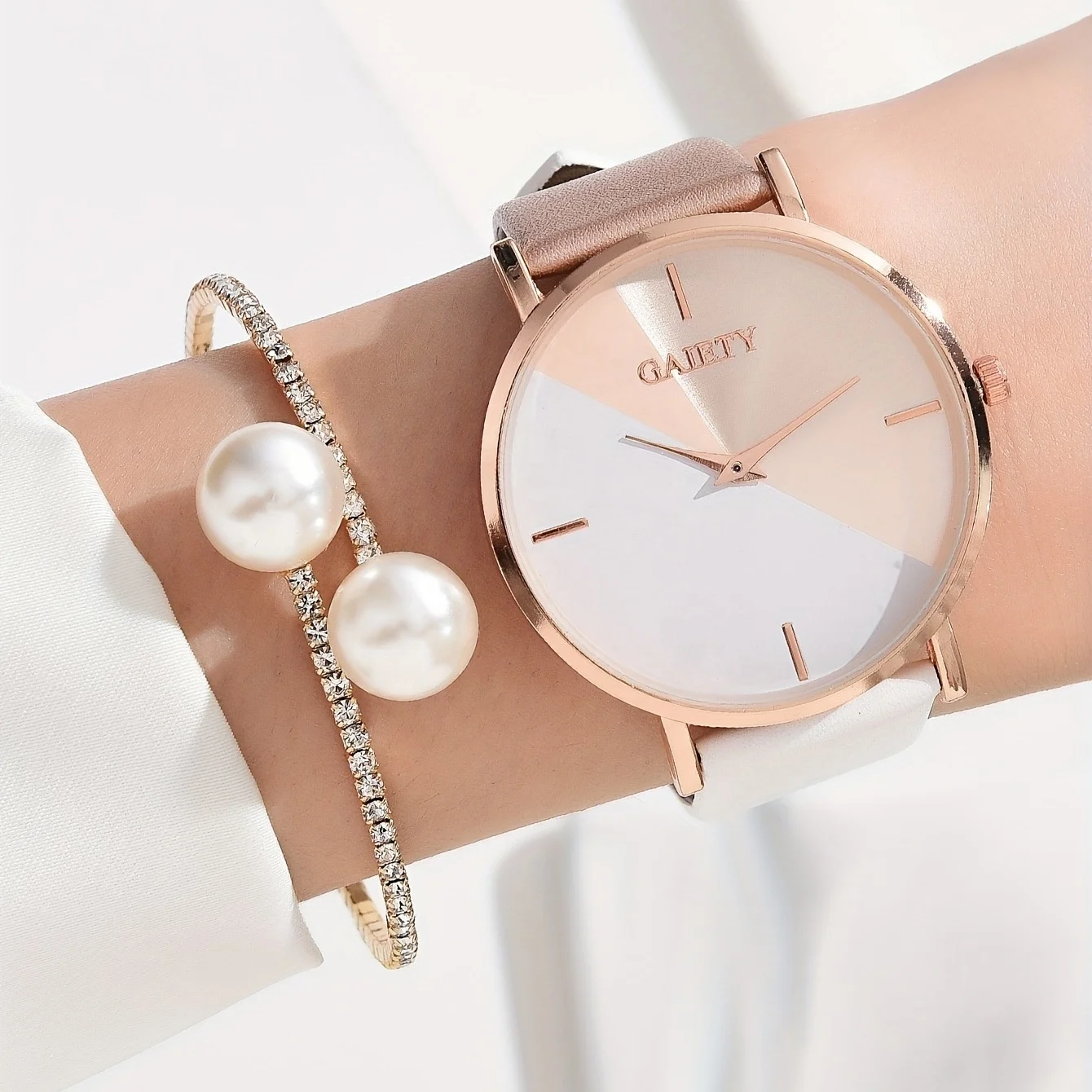 New Arrival 2pcs Set Two-tone Strap Leather Pearl Bracelet Luxury ladies unique wrist Watch with bangle Set For Women Gift