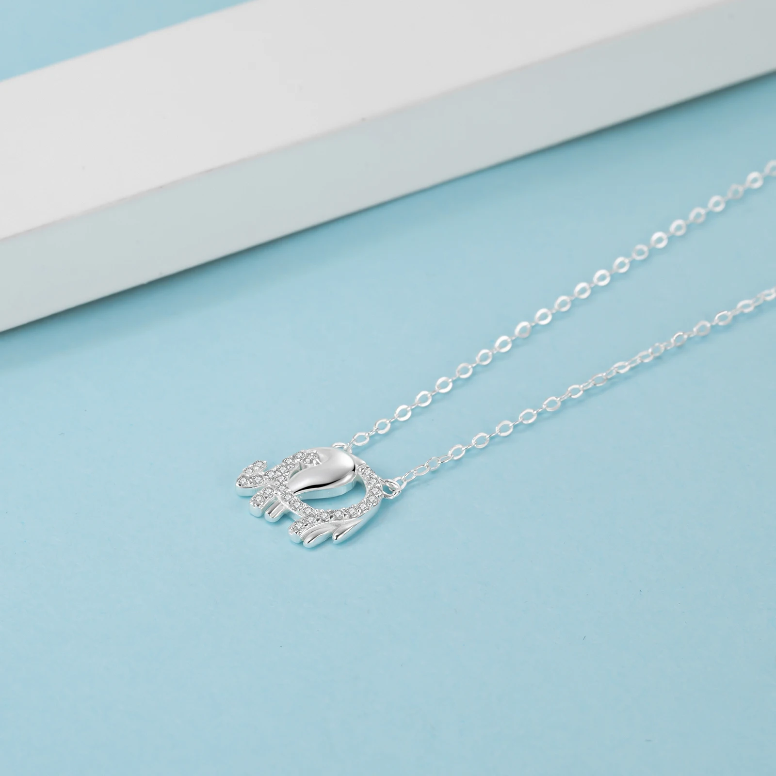 
New Zircon s925 sterling silver design jewelry golden cartoon baby elephant necklace 