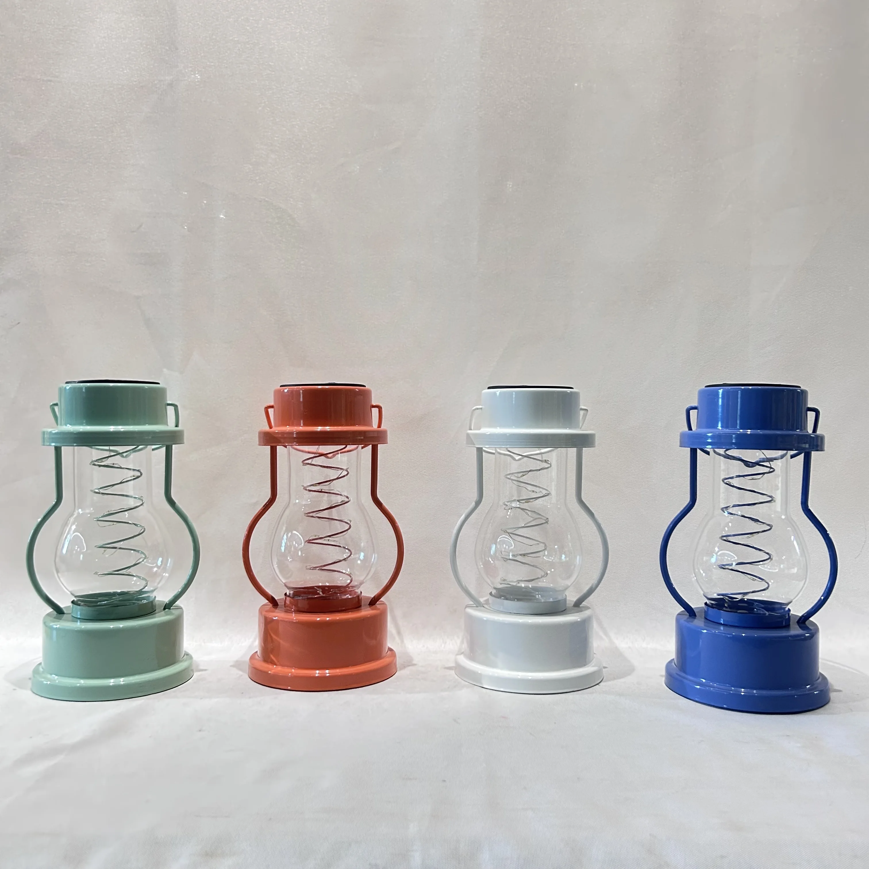 Garden colorful antique solar lantern inflatable lantern with handle glass NI-MH battery metal solar lanterns for the garden