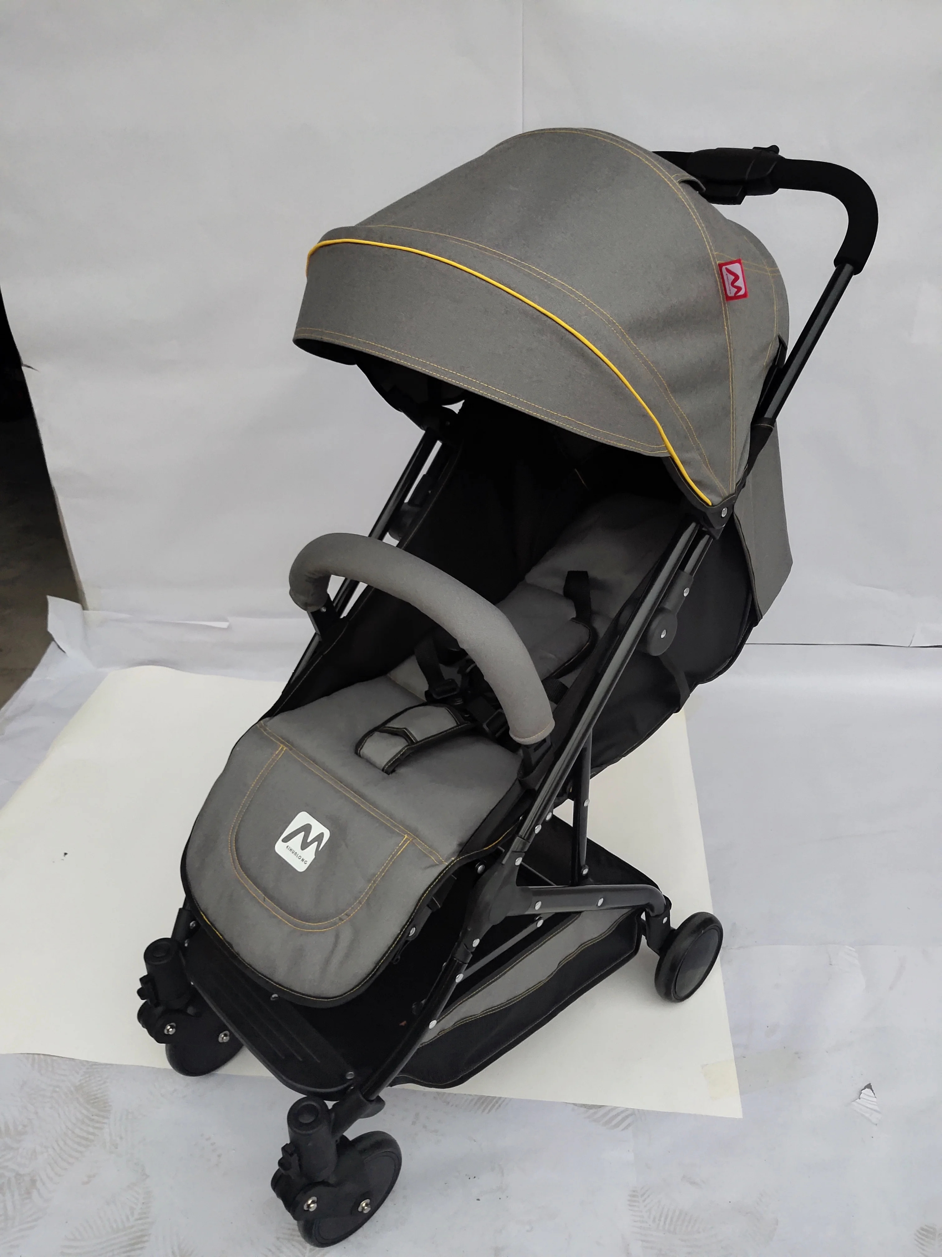 Customized Baby Stroller Rain Cover Travel stroller with two-way seat and four wheels