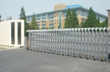 Заводская поставка, Автоматические выдвижные ворота, алюминиевый аккордеон, подъездные ворота