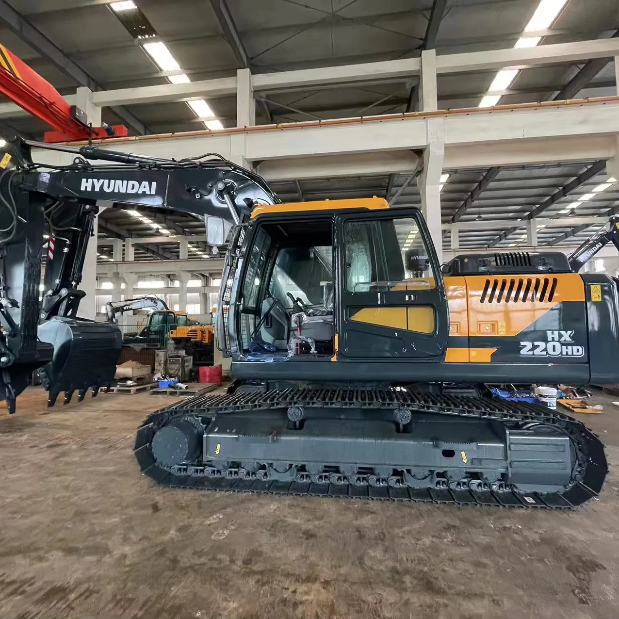 New HYUNDA HX220HD Excavator 21 Tons XIANDAI