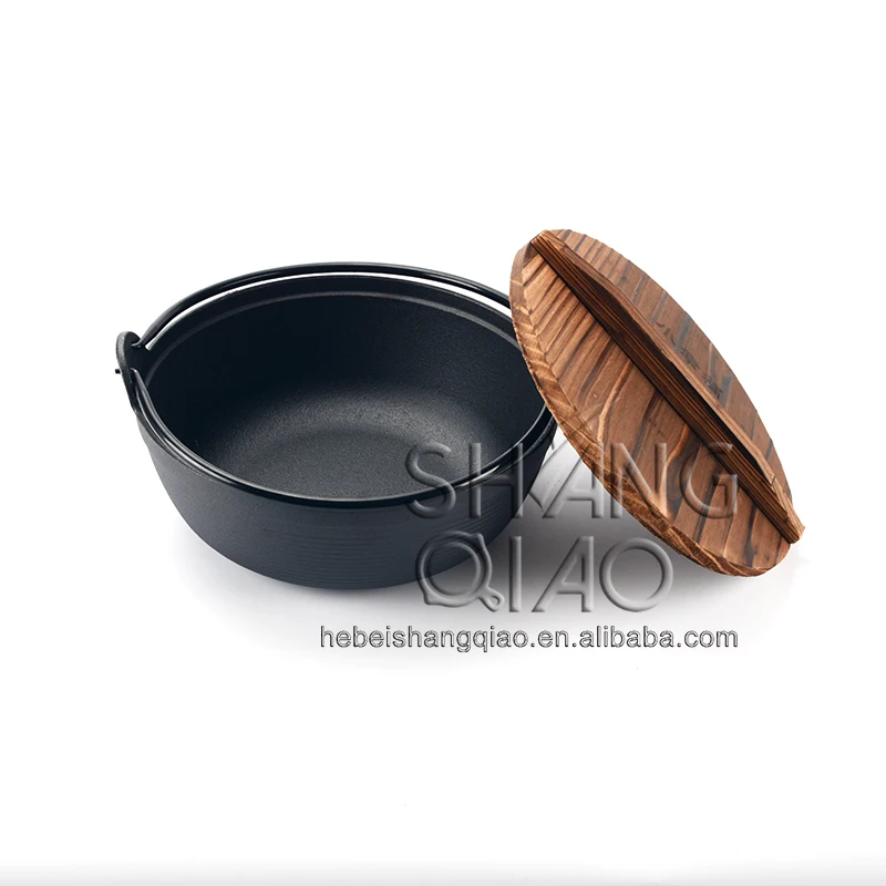 Japanese Design Cast Iron Nabe Sukiyaki Nabemono Hot Pot With Wooden Lid