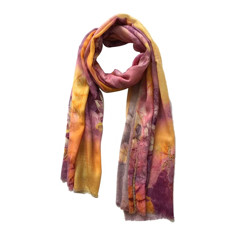 Luxury Design Winter Warm Wool Yarn Shawls Jacquard Weave Customized Print Soft Wool Scarf for Women