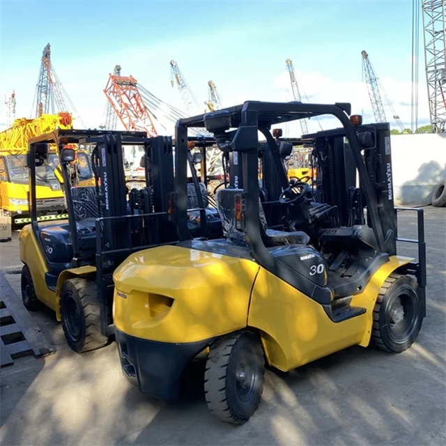 Оригинальный японский дизельный вилочный погрузчик komatsu FD30 3 тонны FD25 FD40 FD50 низкая цена