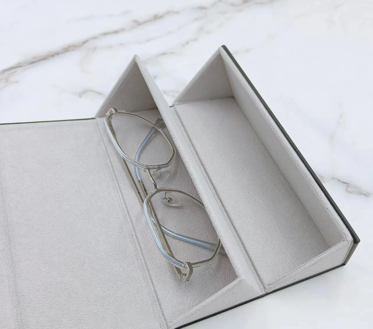 Two-in-one new glasses box multi-functional glasses case pu leather high-grade sunglasses storage box