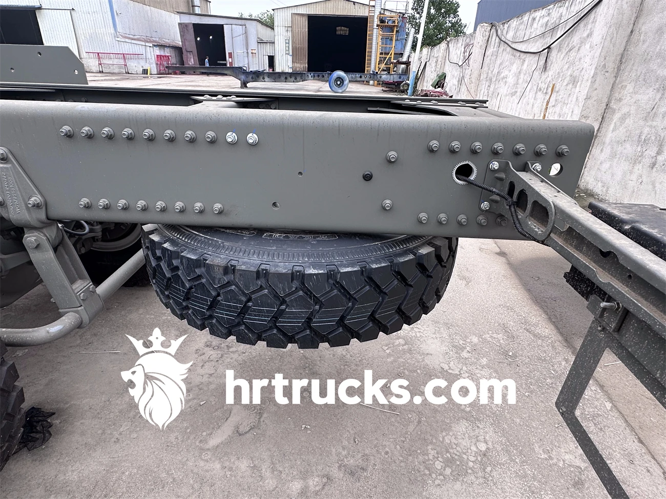 Brand New Used Sinotruk SITRAK NX TH7 T7H 6X4 Tractor Head Truck 380-430 HP Diesel Tractor Trailer Left Steering