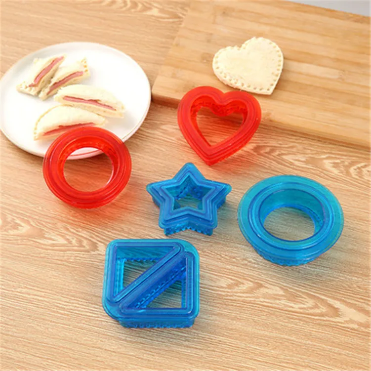 Sandwich Cutter and Sealer Sandwich Maker Bread Decruster Pancake Maker DIY Cookie Cutter for Boys and Girls Lunch