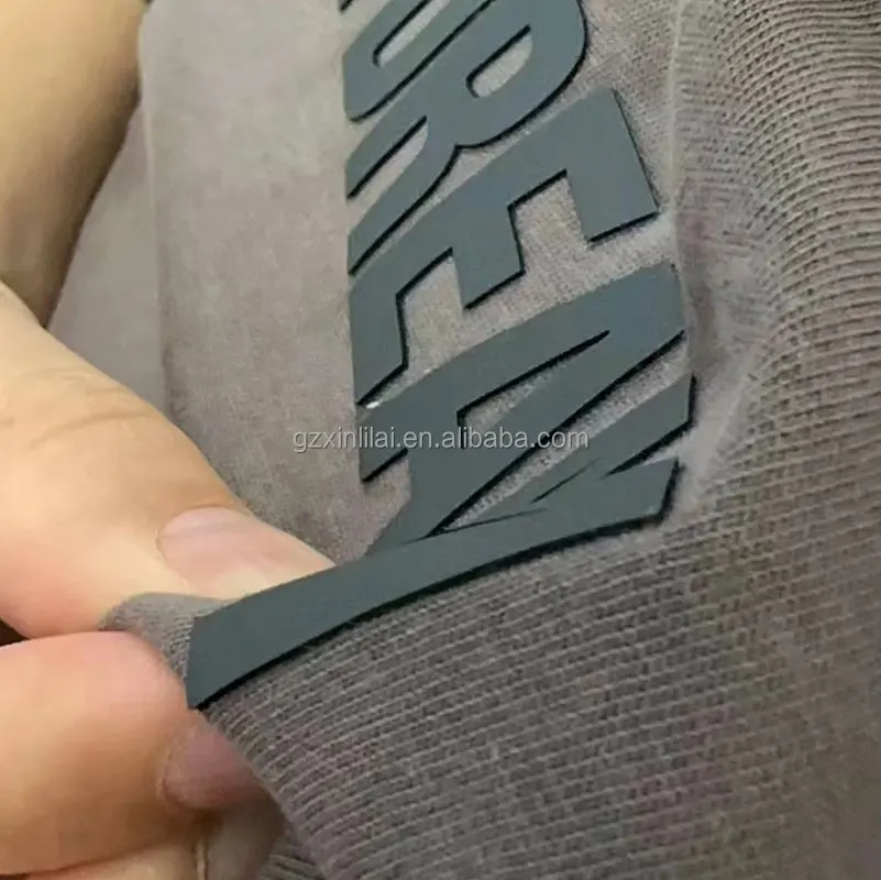 Manufacturers for Customs Men Clothes Pure Cotton Pullover No String Hoodie with Big Pocket Thick Silicone Printing Men Hoodies