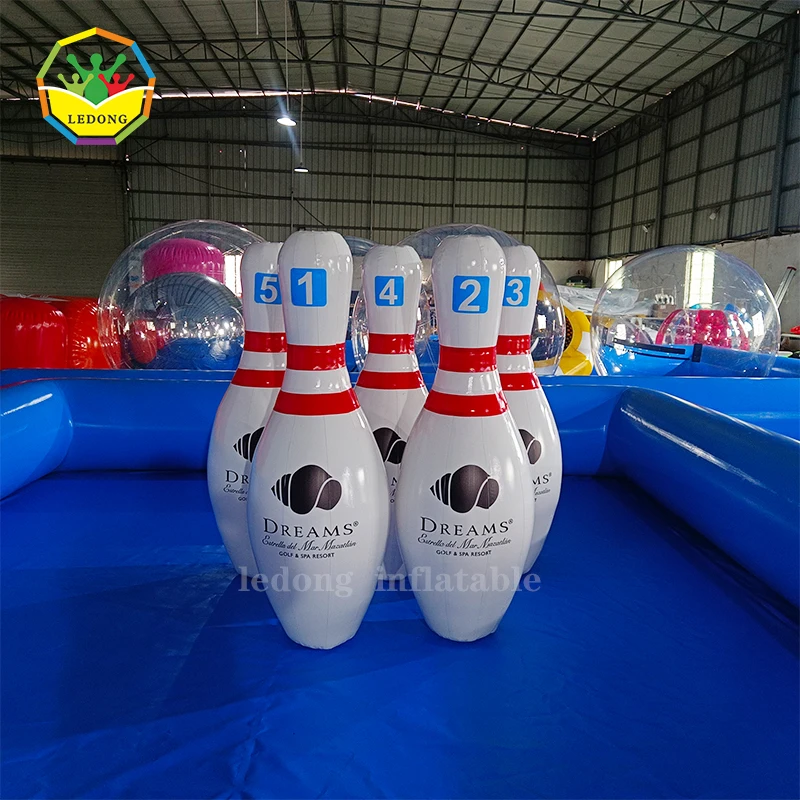 Giant PVC 1.5m Tall Inflatable Bowling Pins Games Outdoor Grass Hill Inflatable Human Bowling Games With Zorb Balls