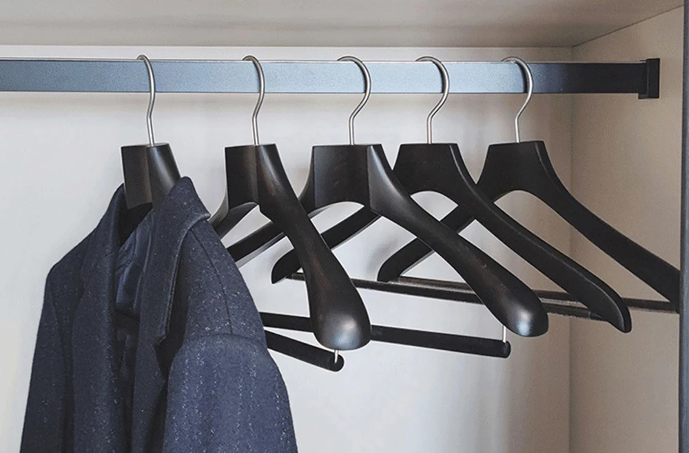 Chinam Luxury Coat Pant Black Wooden Suit Hanger for Fashion Carton Iron Customized Logo Custom Made Multifunction Single 5.5