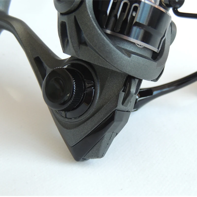 Double-winner Ice Fishing Reels Gear Ratio 5.2:1 4.5kgs Drag Power 3+1BB Metal CNC Rocker Arm for