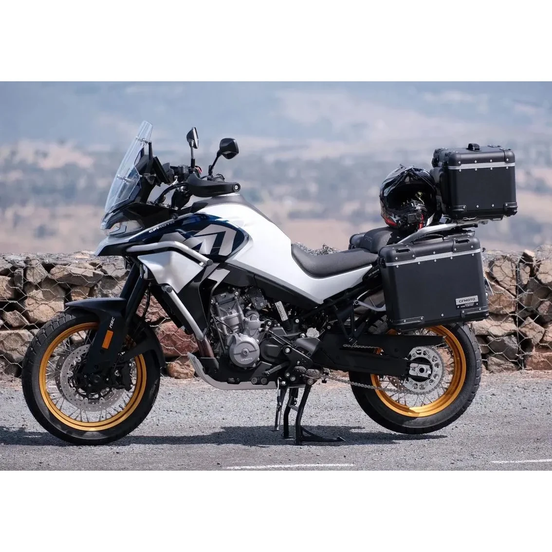 Hot Sale CFMOTO2024 800MT 800cc Touring Motorcycle Adventure Motorcycle For Sale