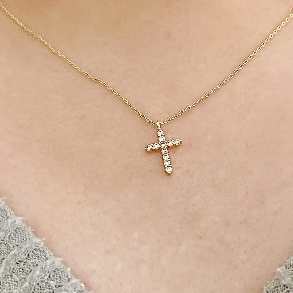 Custom Simple 925 Sterling Silver 5A Cubic Zirconia Jewelry Dainty 18K Gold Plated Chain Cross Pendant Necklaces for Women
