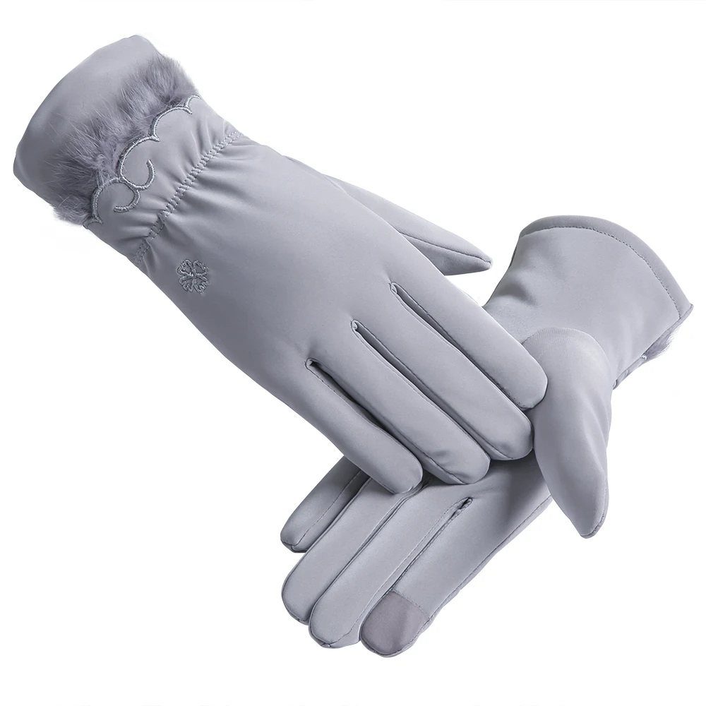 Lovely running and cycling gloves for ladies to keep warm in winter