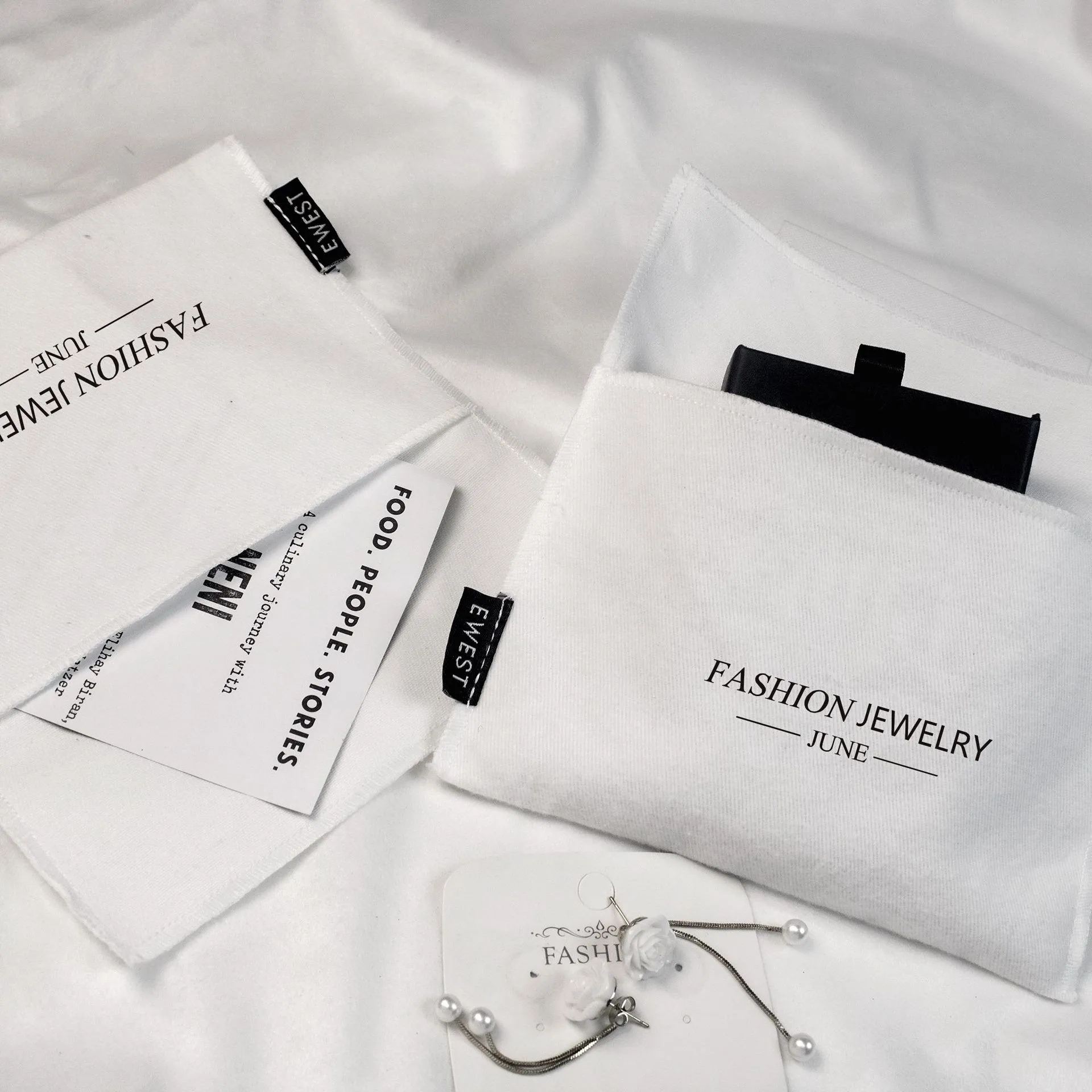 Custom Cotton  bag cosmetic cloth jewelry  gift packaging bag  envelope cotton bag