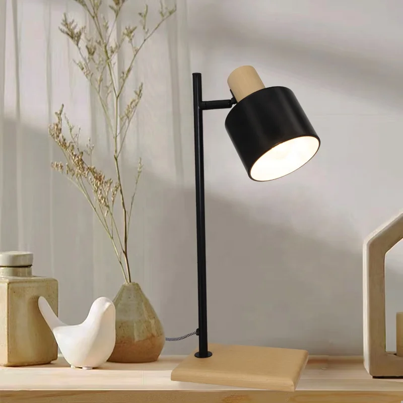 Home Decor Luxury AC Powered Modern Classic Round Metal Shade Wooden Base Bedside Table Lamp for Living Room