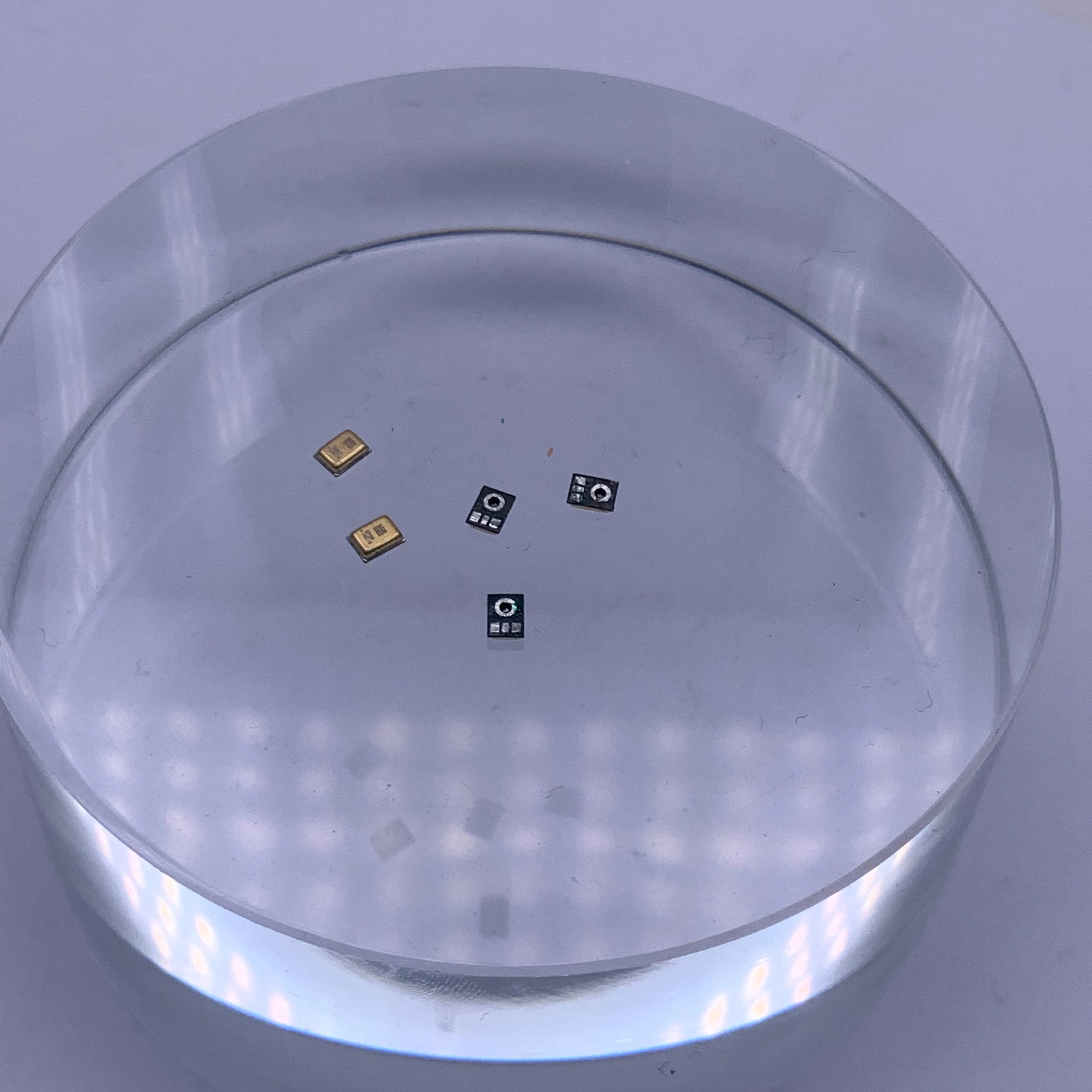 Mic for hearing aid microphone accessories