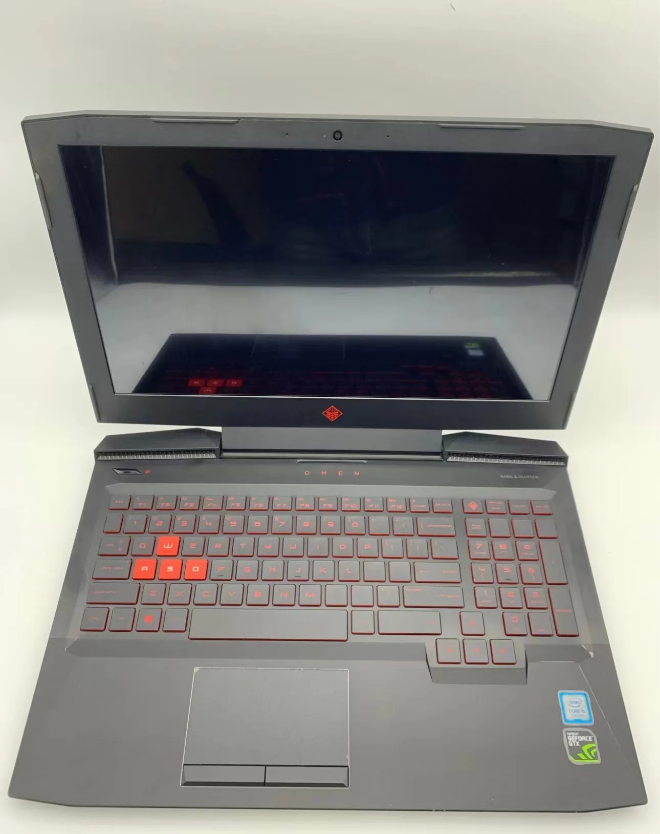 Fast shipping used OMEN  laptop CPU i5-8th 8GB ram 512GB SSD GTX1050TI 4GB laptop