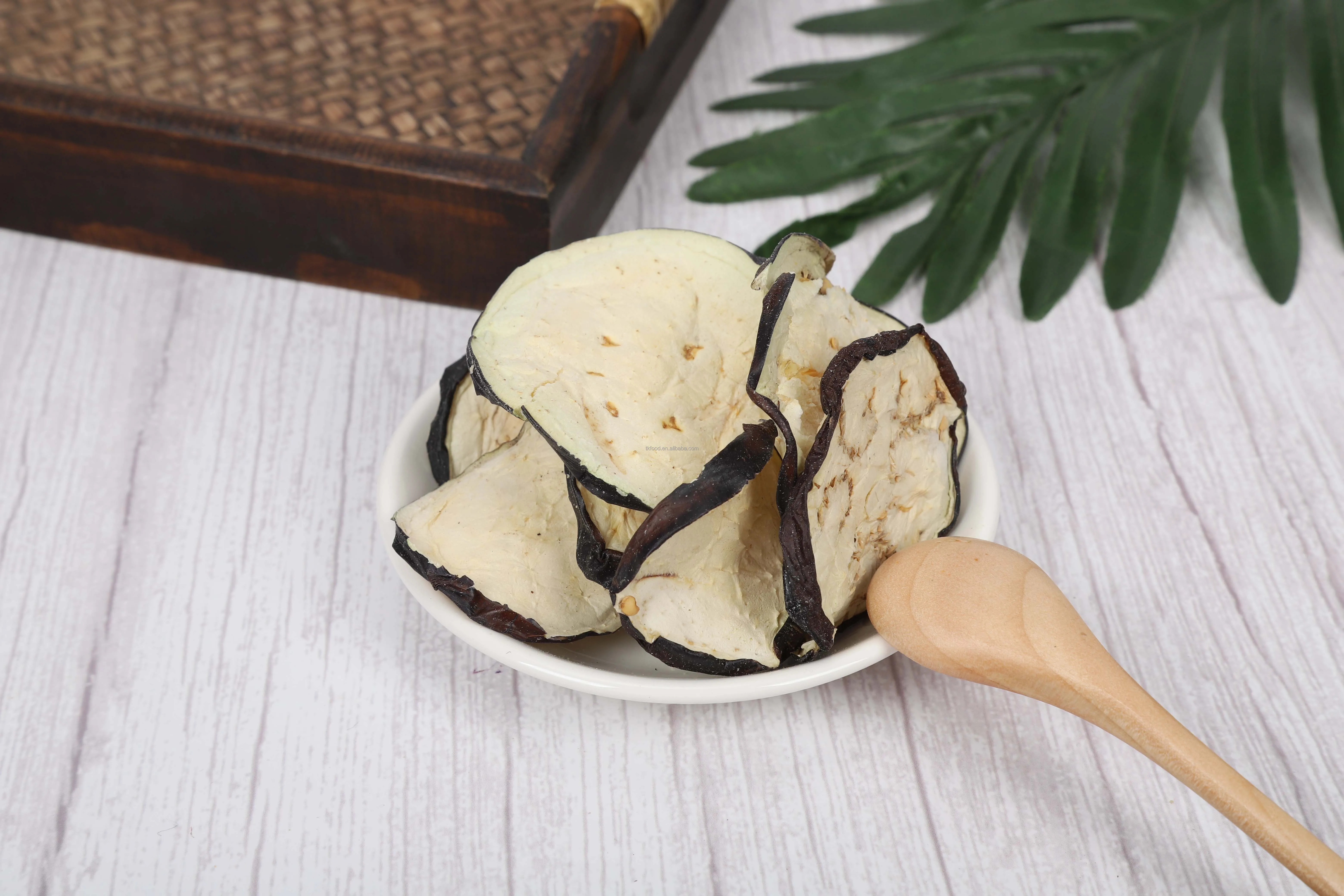 
Dehydrated AD dried eggplant flakes round flakes China Camping fast food vegetable 