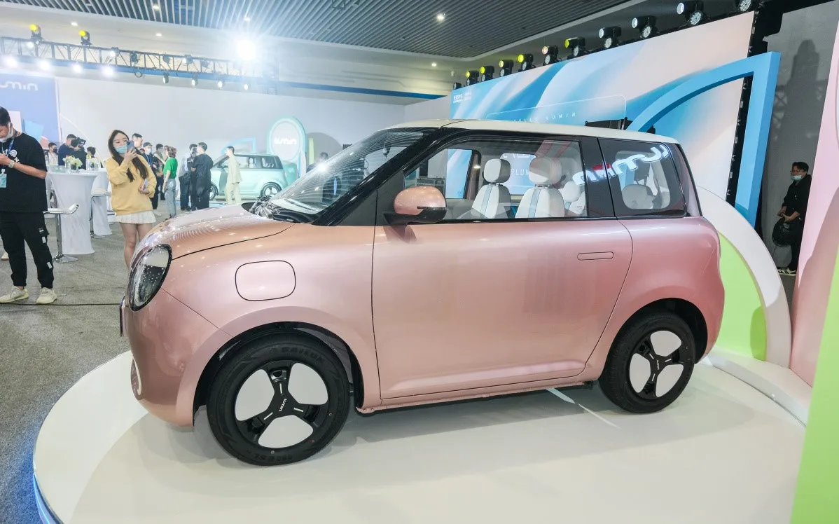 Changan Lu min 2022 155km sweet small and convenient electric vehicles 4-wheel Chinese cheapest car second hand car