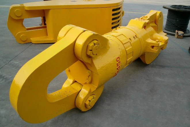 API Price 8C/8A traveling block and hook YG110  for oil well drilling rig from China  all size