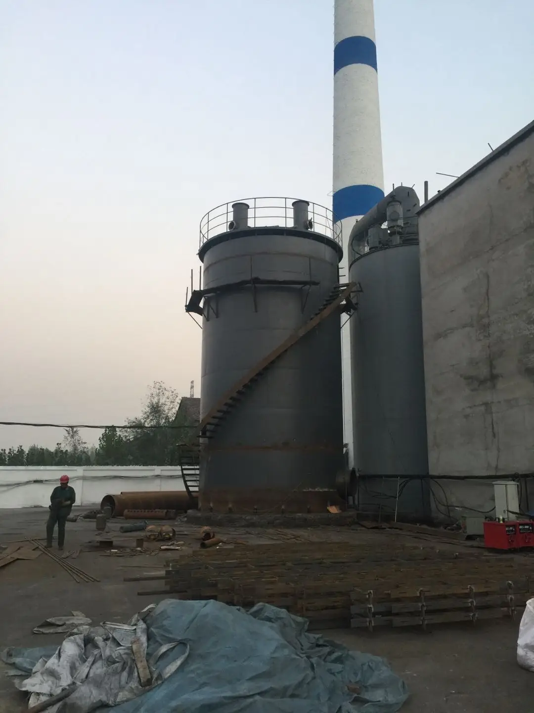 Electric industrial asphalt fume collection system