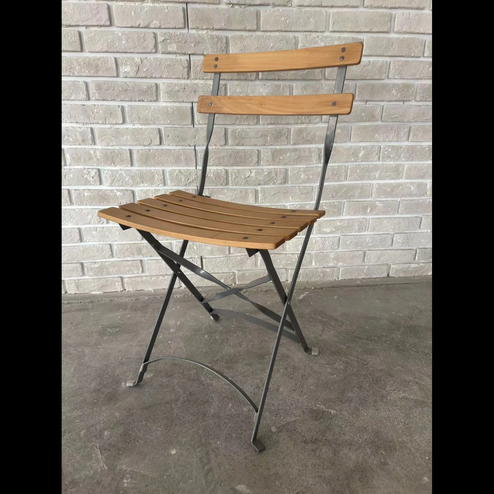 Wholesale Wooden Slat Folding Chairs for Hotel Garden Banquet Rental