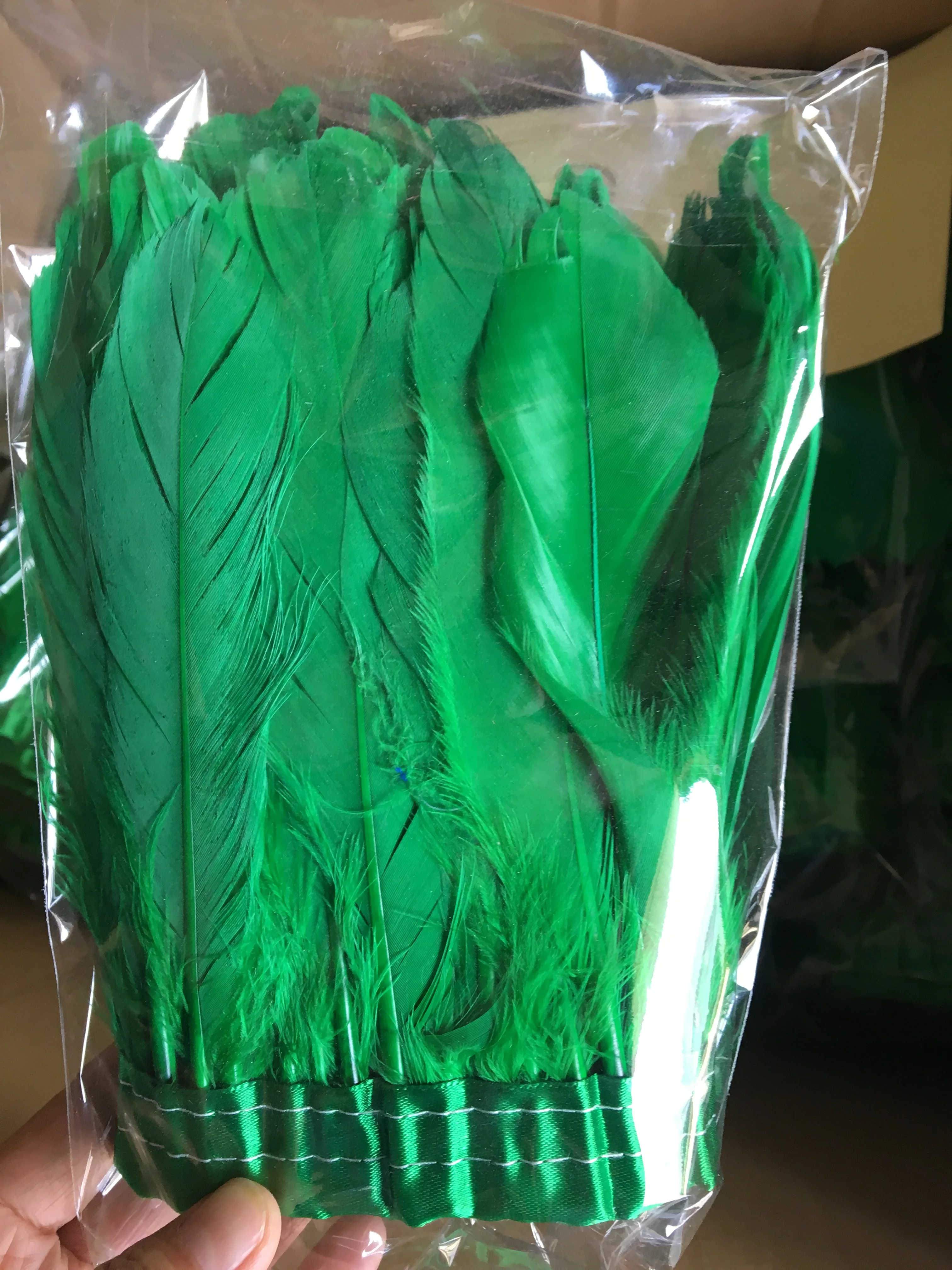 Decorative  Supplier material White dyed Black tail goose biot feather quill for Sale