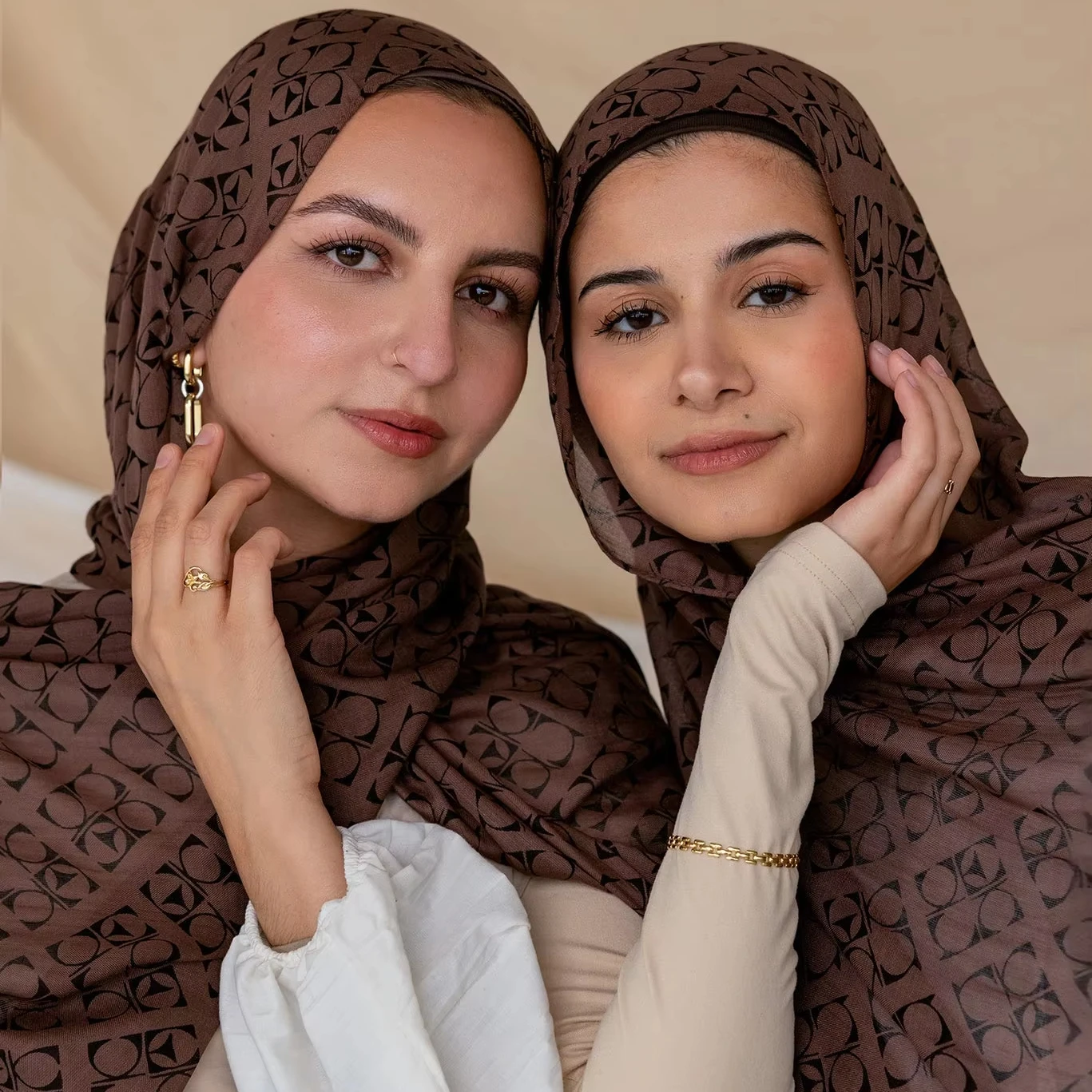 2024 Hot Sale Printed Plain Modal Hijabs Popular Muslim Soft 100% Viscose Cotton Voile Scarfs Fashion Women Shawls For Lady