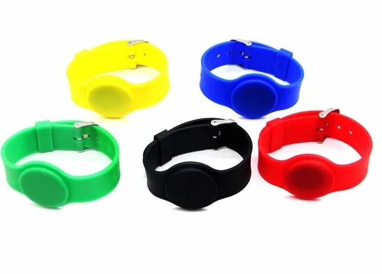 13.56 MHz 125khz  Waterproof Wrist Watch Silica Gel ISO14443A EM IC Wristband RFID Keyfob Tag Band Access Control Card