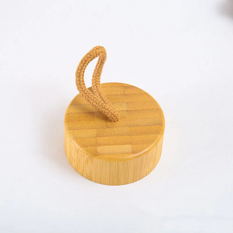 550ml  Laser Engraved Customized High Borosilicate Glass Sports Water Bottle with Portable Rope and Bamboo Exterior