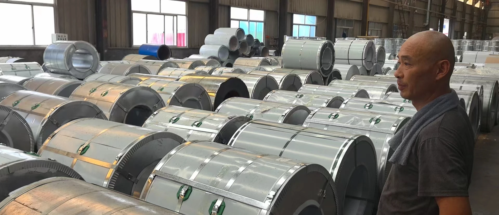 Manufacturer Color Coated Galvanized Steel Coil Double Coated Color Painted Metal Roll