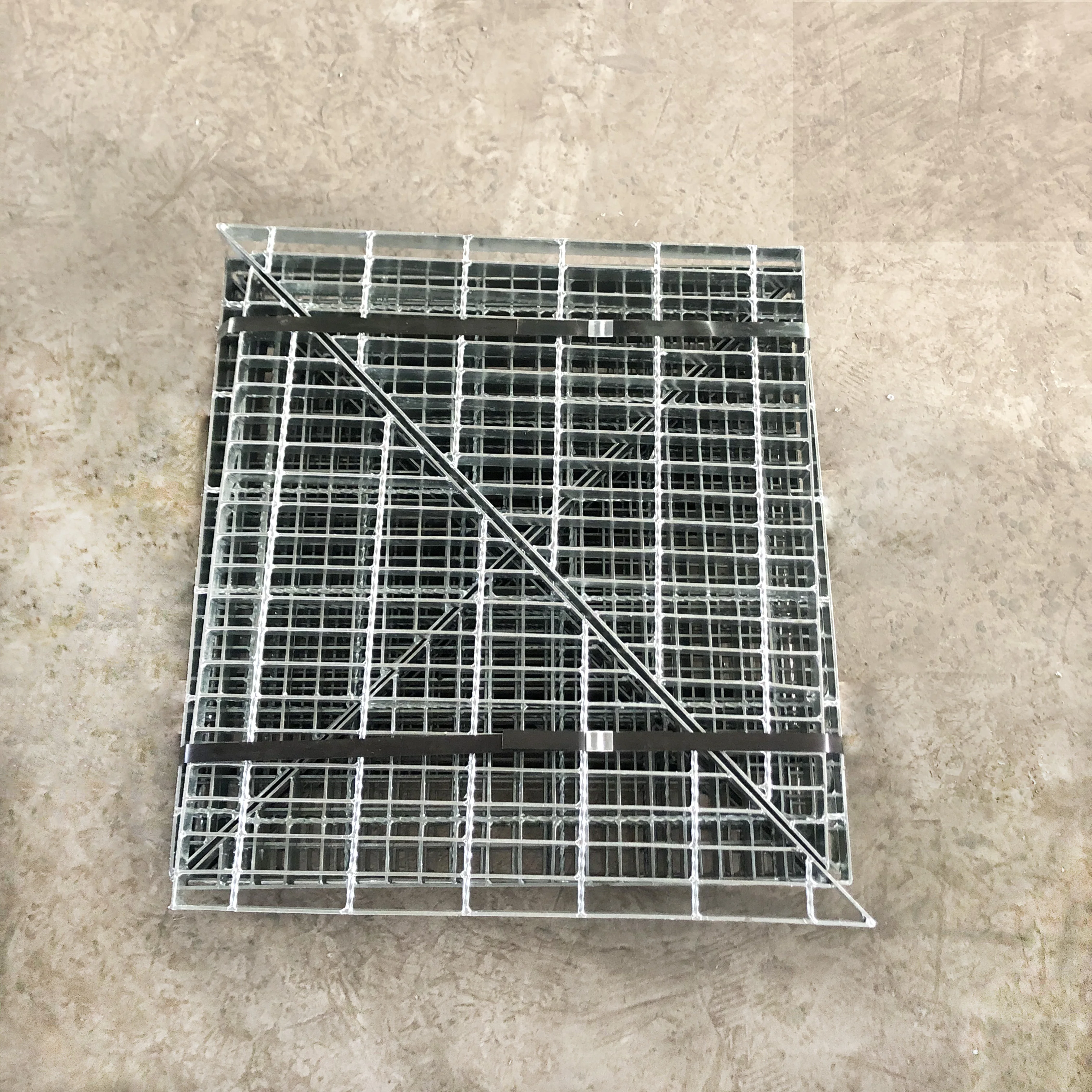 Mild steel plates galvanized customized special-shaped steel grating Flat steel Floor Grid Plate