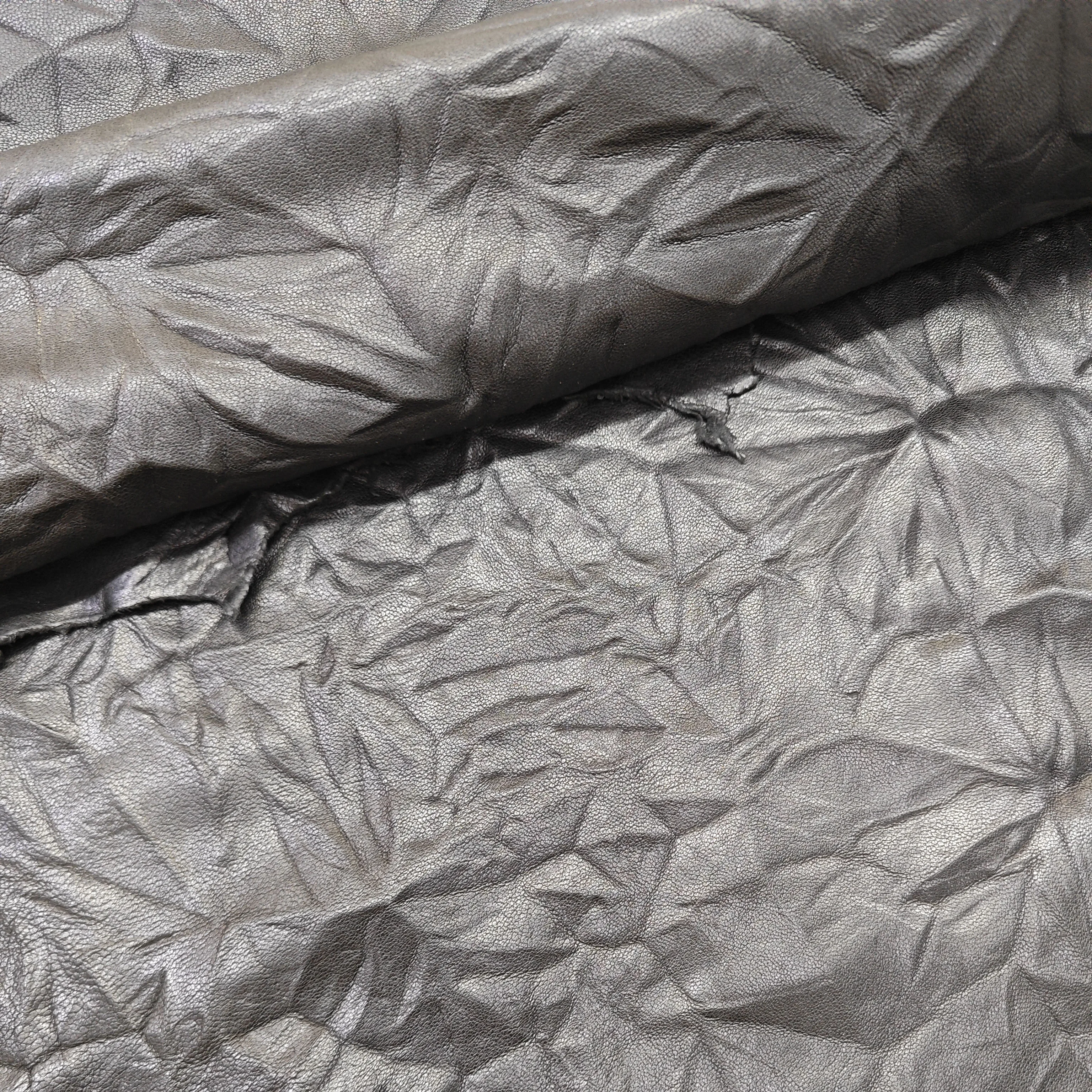 Black Vegetable Tanned Sheepskin Wrinkled Garment Sheep Leather Material