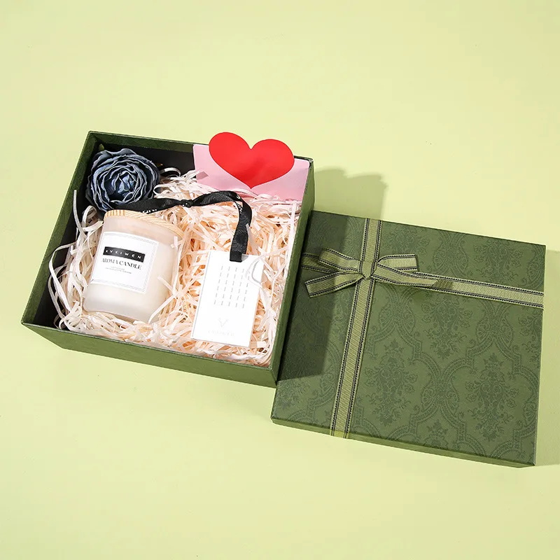 Wholesale Hot Selling Latest Fashion Design Green Paper Gift Packaging Boxes for Skincare