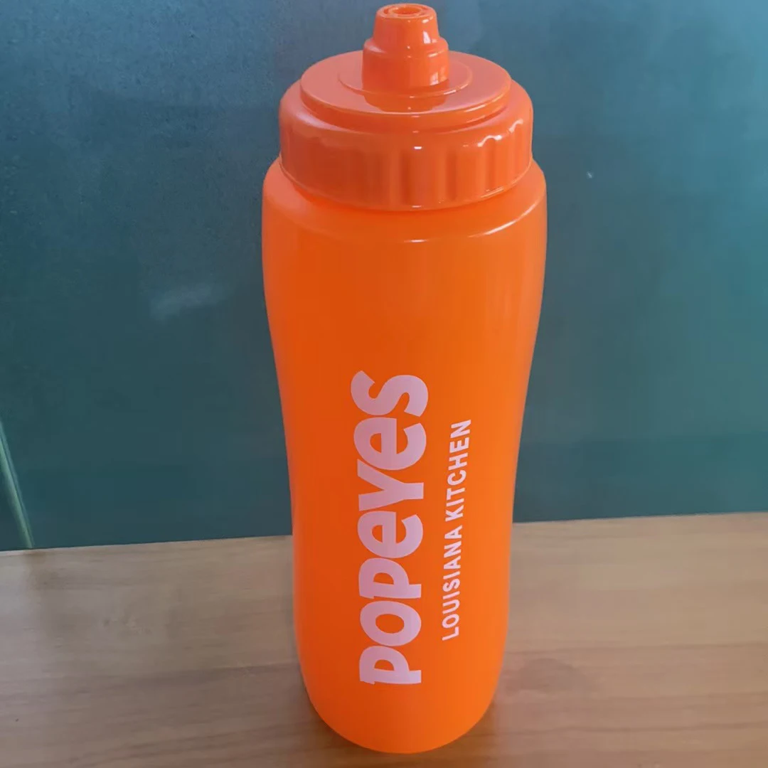 New color 1000ml 32oz bike kettle and gatorade same style squeeze water bottle for mountain bike lover solid red color