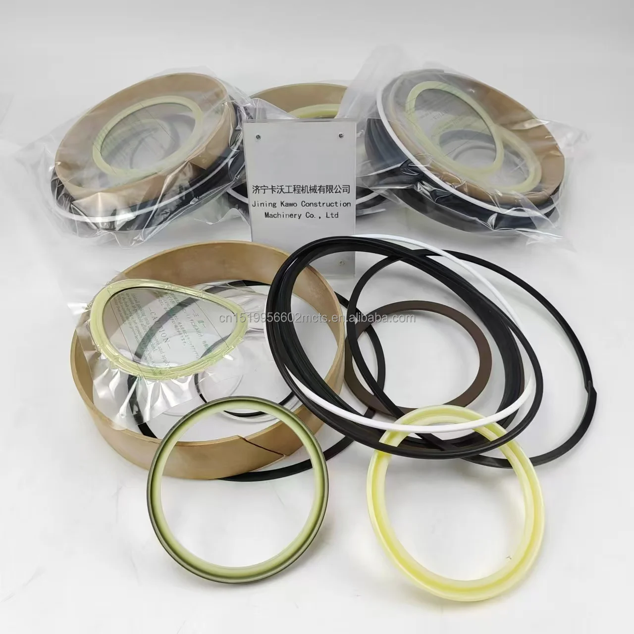 Komatsu D65EX-165 Bulldozer Service Kit For Blade Lift Cylinder 707-99-27330 Komatsu Bulldozer Parts Komatsu Parts