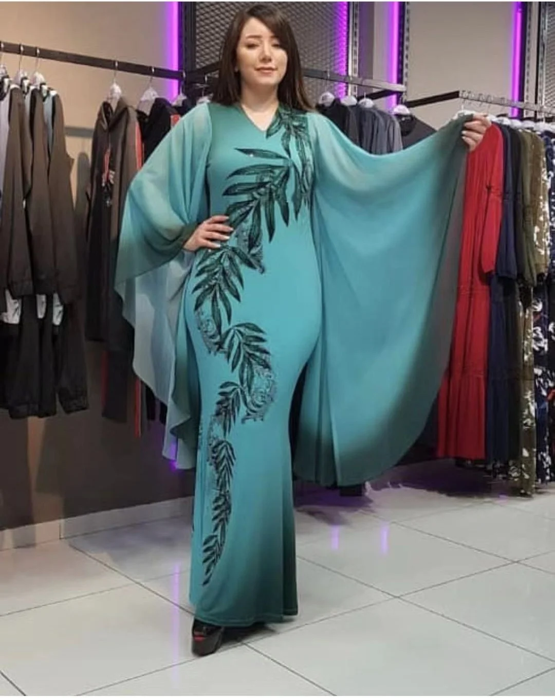 Latest Popular Hotsale Traditional Muslim Islamic Clothing National Costume Wedding Party Gift Birthday Anniversary Dress