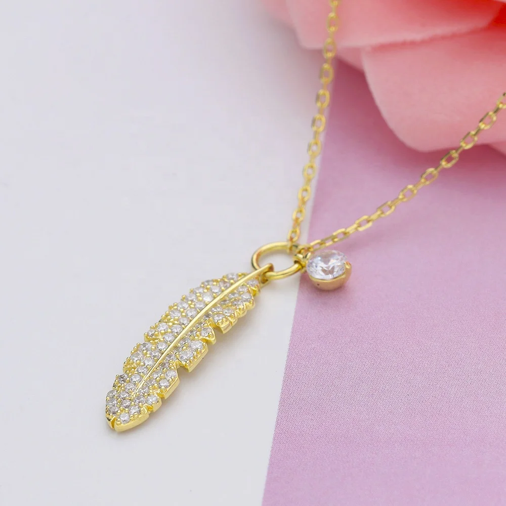 
2019 Latest Design Leaflike Strip Pendant Combination Zircon silver Necklace 