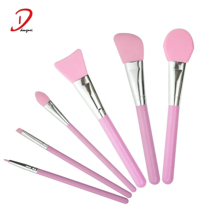 Dongmei Manufacture Durable Easy to Clean Pink Silicone Brush Set Mask Brush Wooden Handle Makeup Brush Set