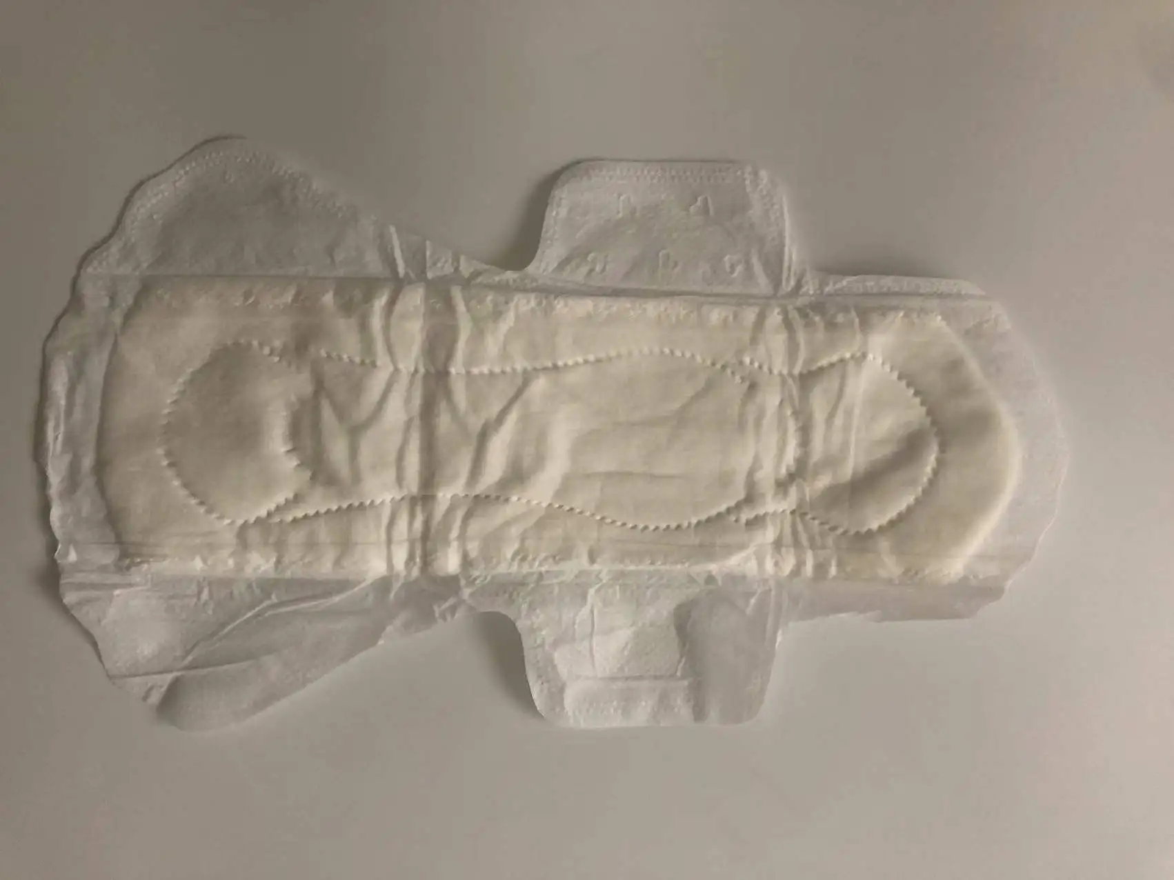 Day Use  Sanitary Napkins Naturally Ladies Pads Physiological Periods Towel Supplier Soft Custom Top OEM