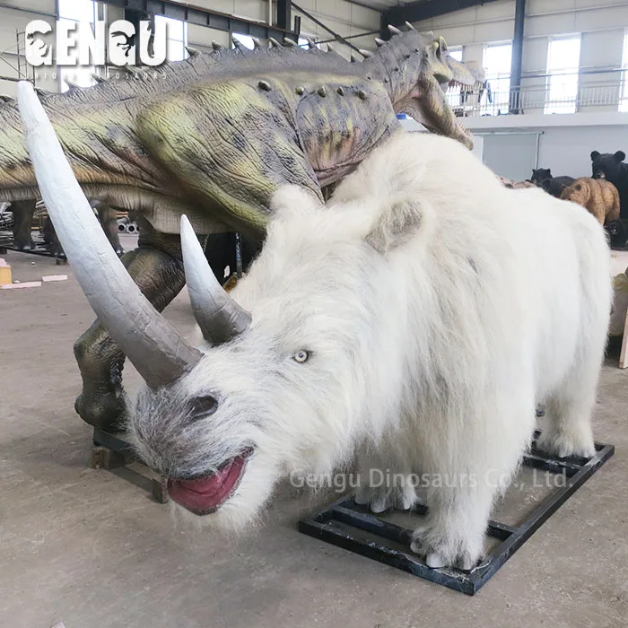 lifelike animals,zoos,fun park,attractive,animated
