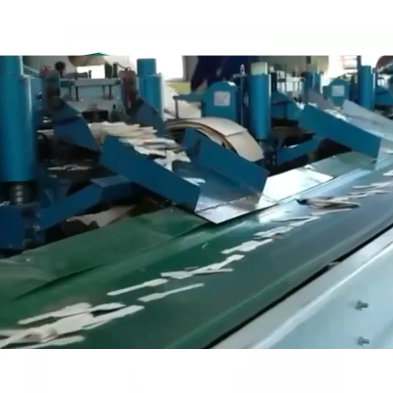 Wasting material conveyor from barking to heating boiler