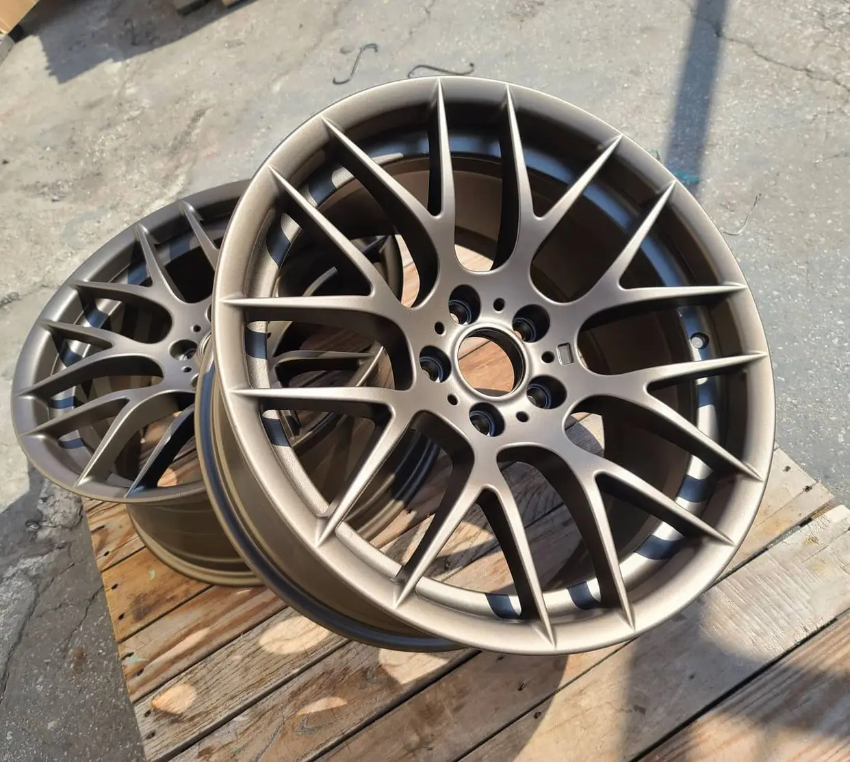 Brown powder coating paint