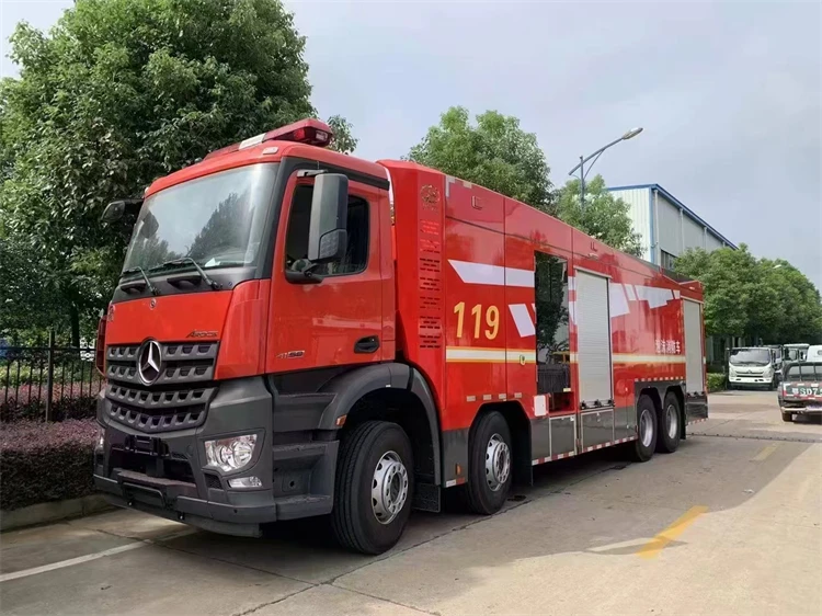 High Quality New Mercedes BZ 8x4 Diesel Pumper Fire Truck BX5400GXFPM180/BZ5A Chassis with Foam Manual Transmission