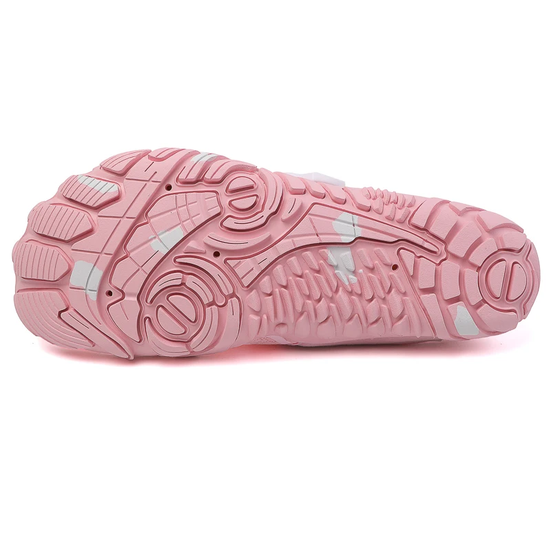 Wholesale Price 2024 Fashion Woman Aqua Barefoot Water Shoes Breathable and Soft Swimming Quick-Drying Beach shoes