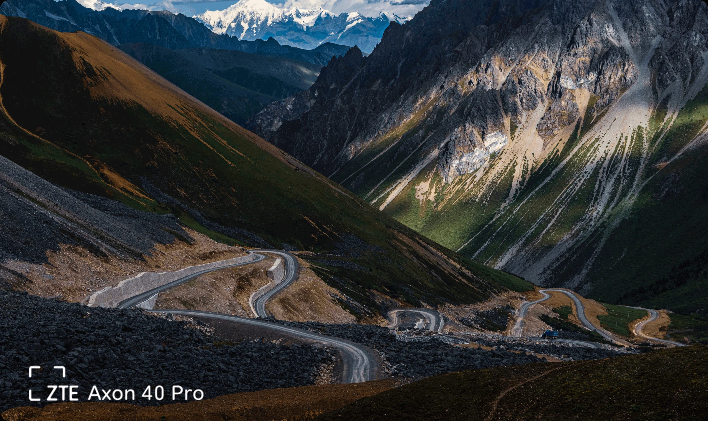 ZTE AXON 40 Pro (4).png