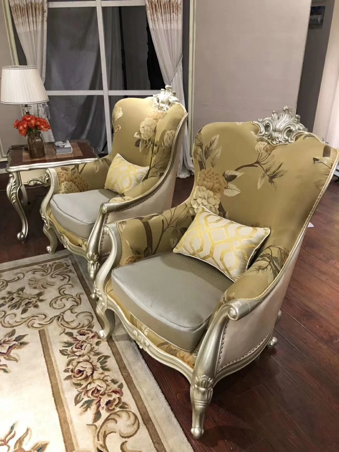 Wooden Classical European style living room furniture luxury exclusive leather sofas royal furniture classic sofa set