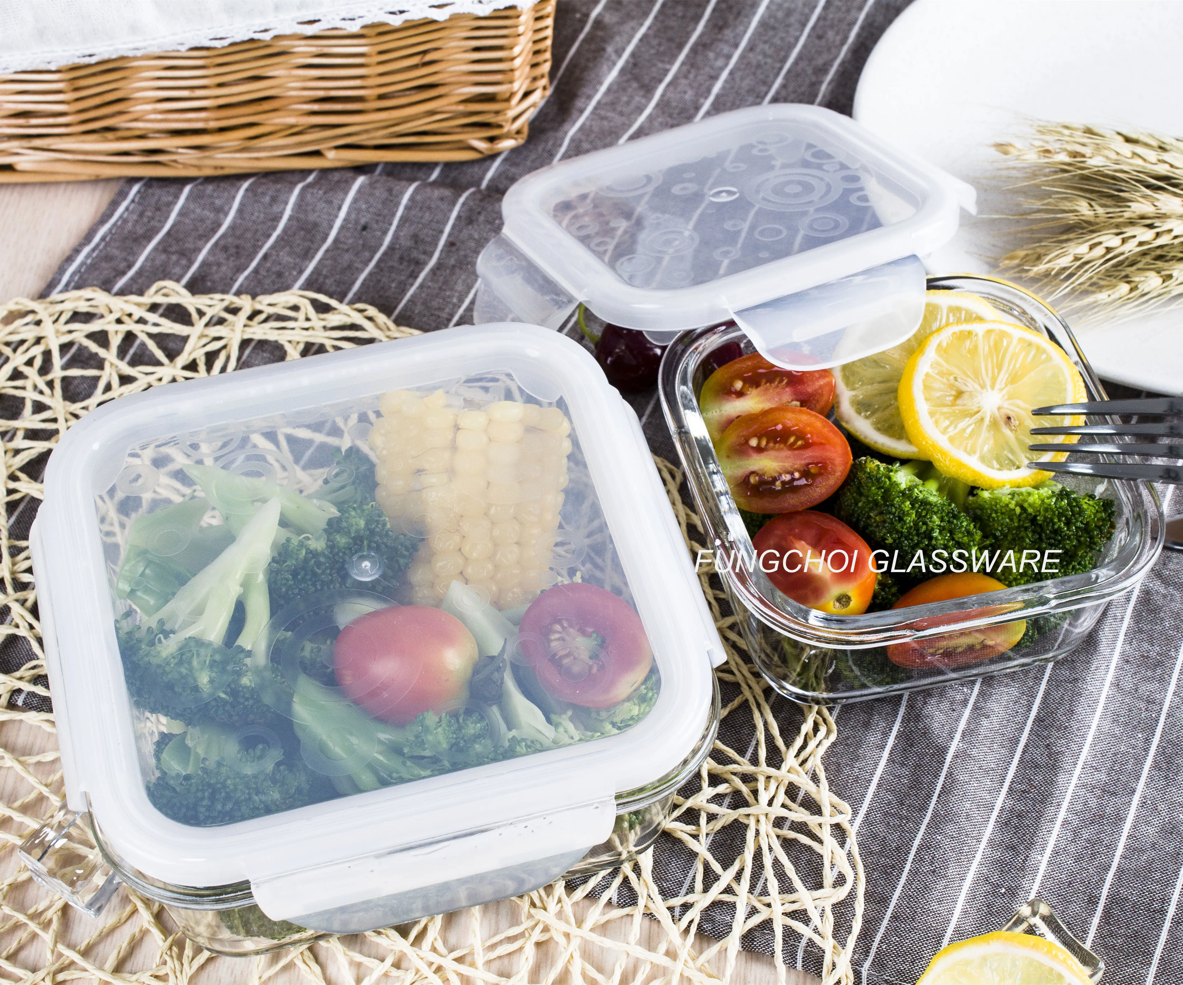 Mixing bowls set table service borosilicate glass food storage salad bowl set with locking lid